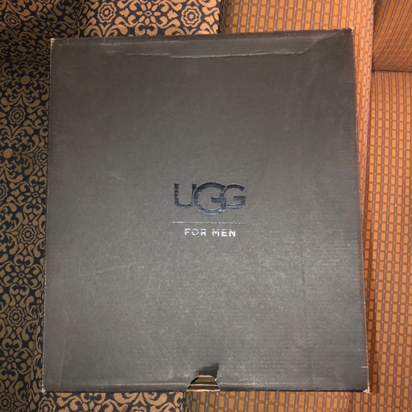 UGG Men’s Harkley Black Boots Size 11 - Picture 14 of 16